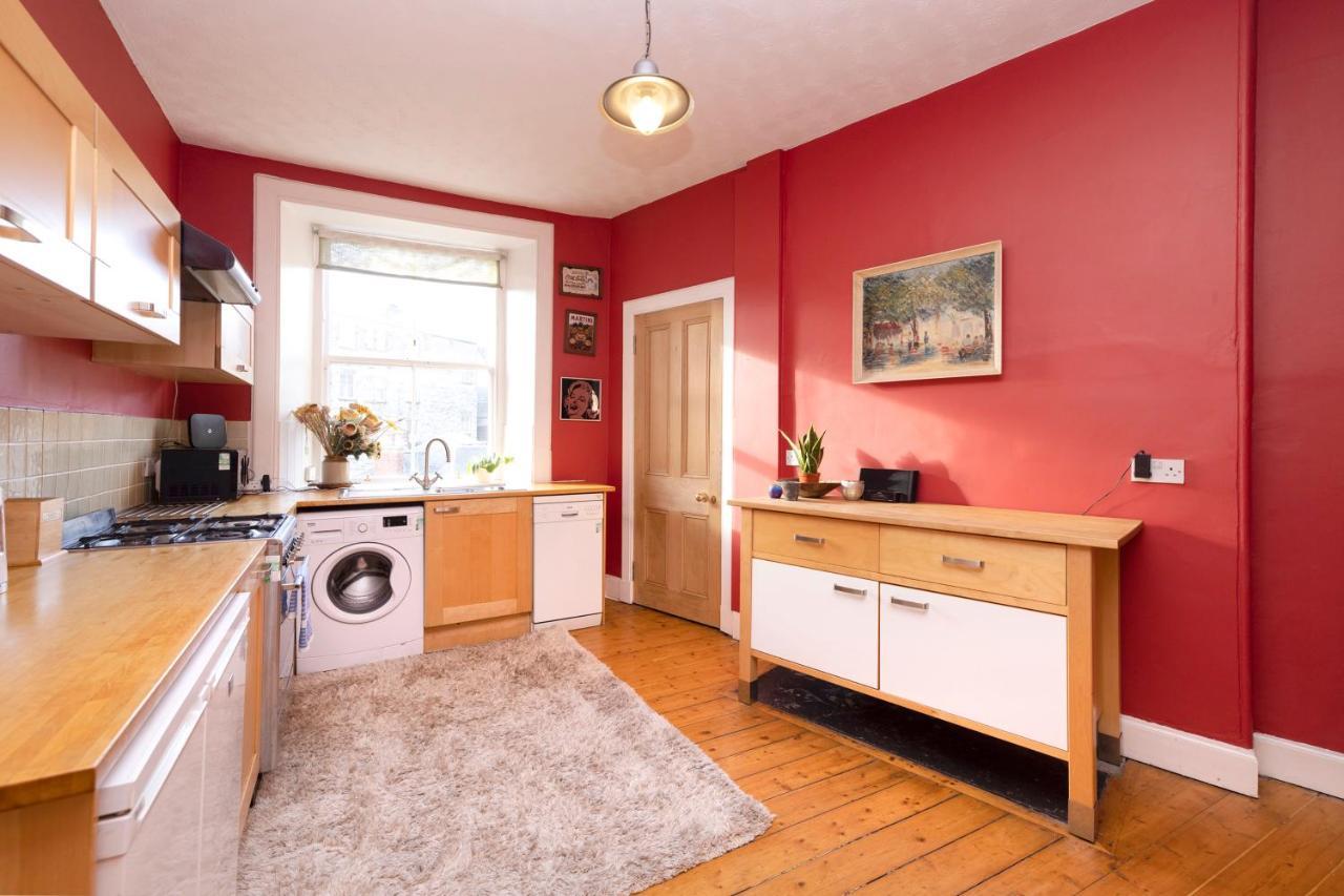 Joivy Old Town 1-Bed Apartment With Stunning Views EDI Exteriér fotografie