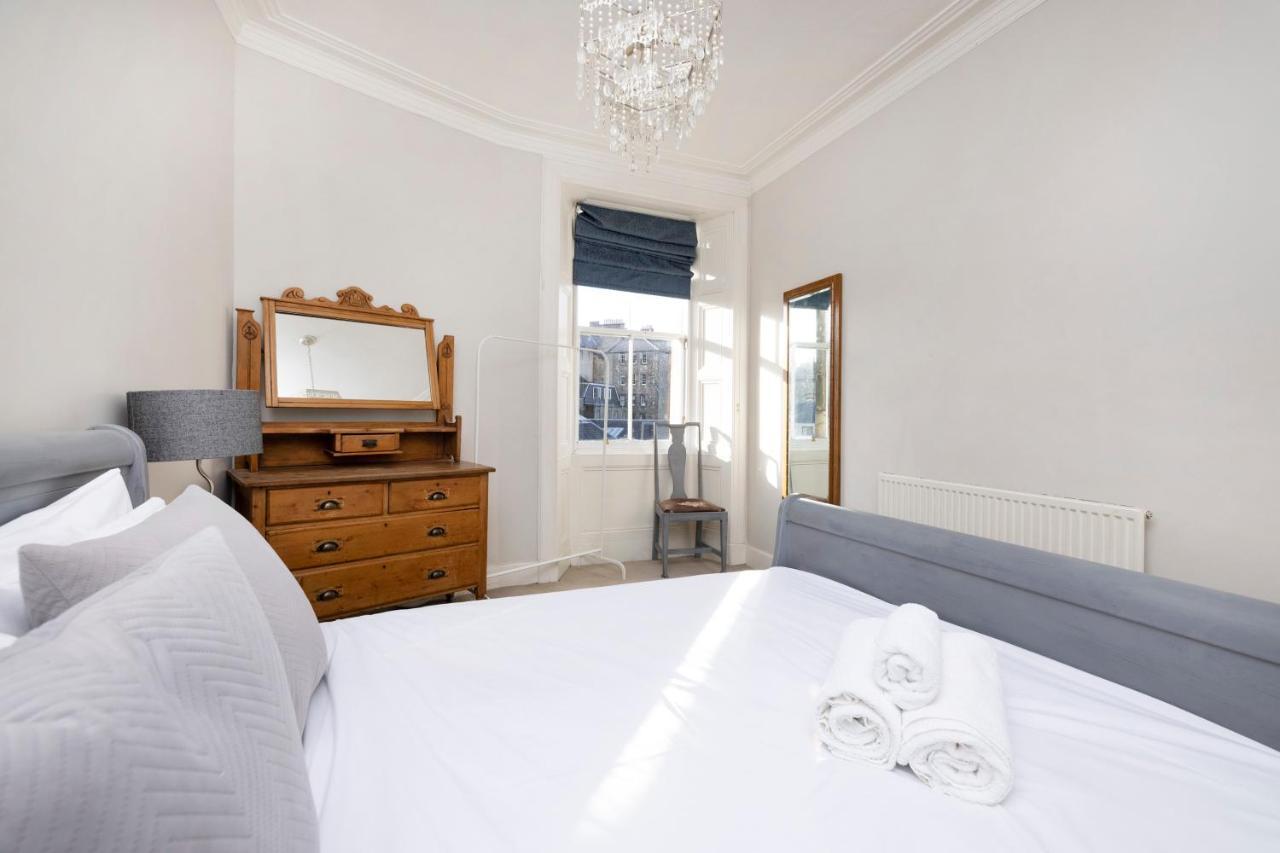 Joivy Old Town 1-Bed Apartment With Stunning Views EDI Exteriér fotografie